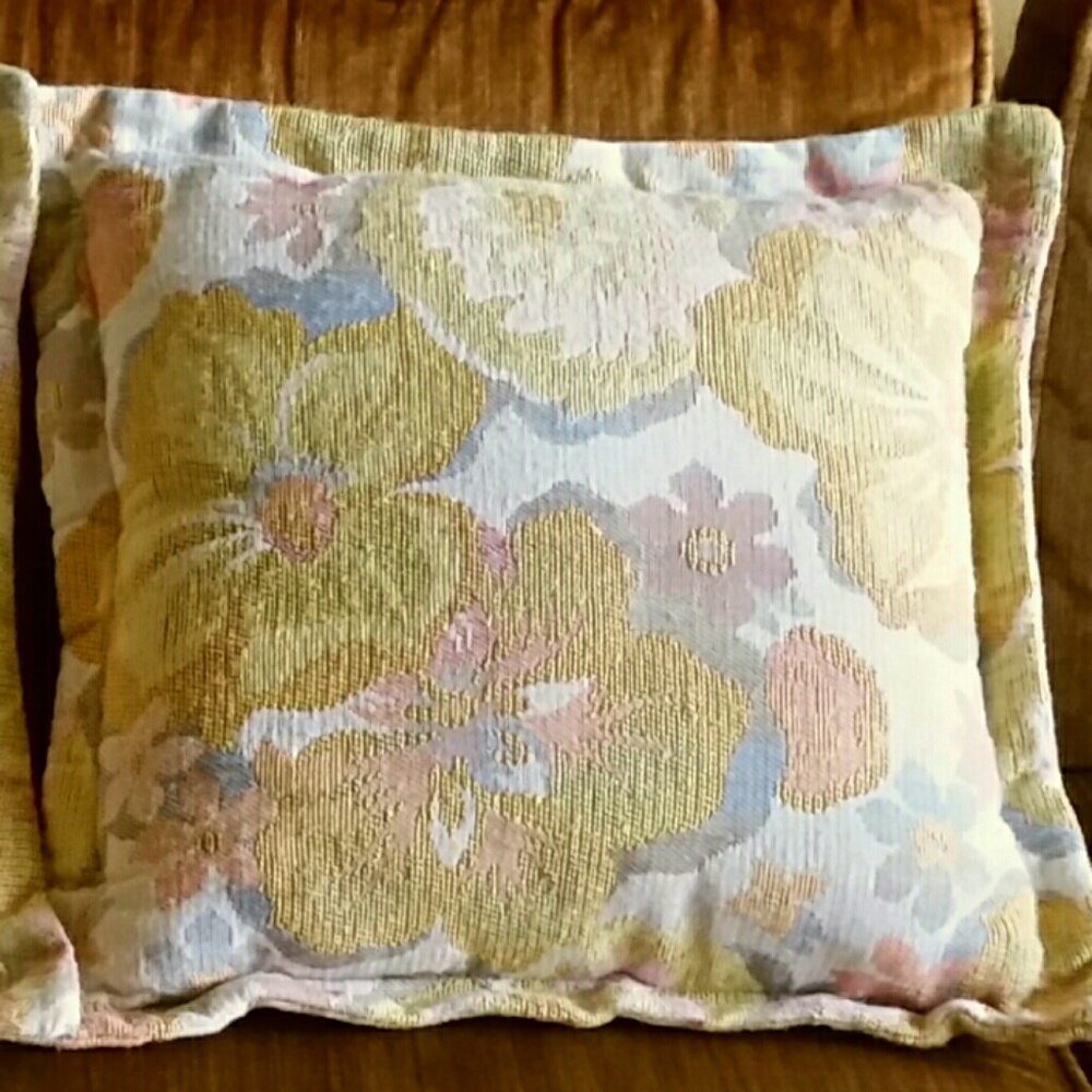 2 BROCADE THROW PILLOWS - Picture 3 of 4
